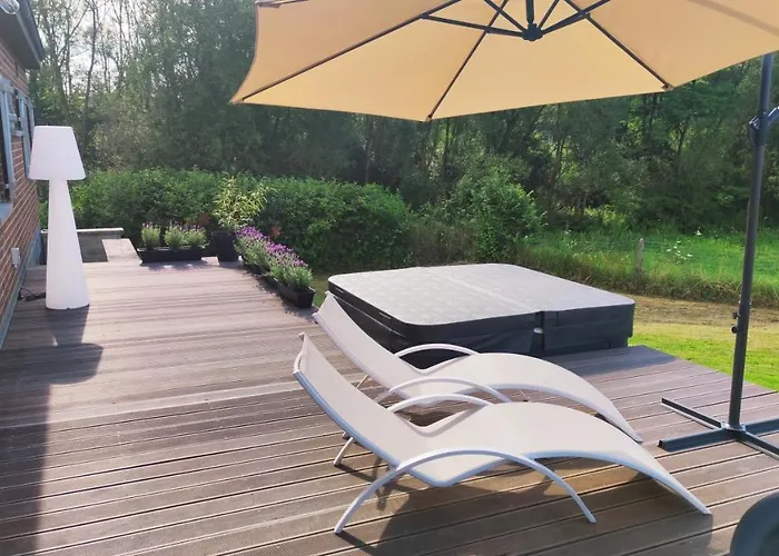 Adurbuy Avec Jacuzzi *