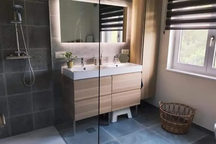 Villa Adurbuy Avec Jacuzzi Durbuy