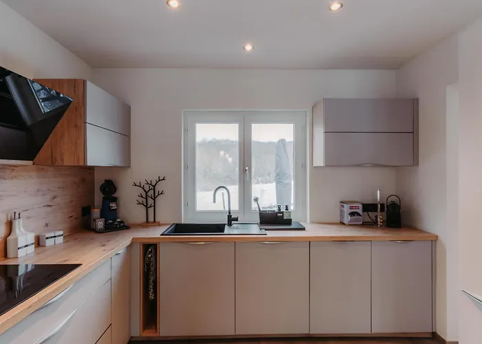 Adurbuy Avec Jacuzzi *